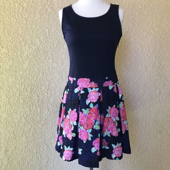 Collective Concepts Sleeveless Mini Dress XS‎ - Picture 1 of 8